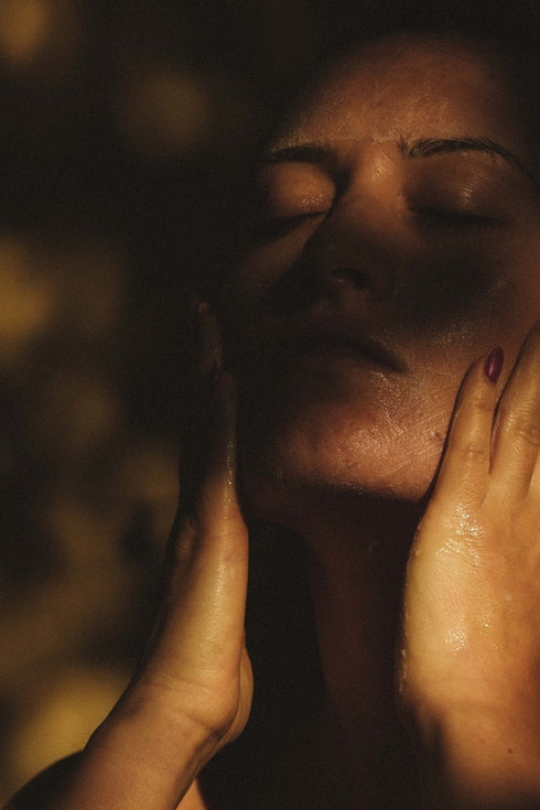 CHARCOAL + BERGAMOT FACE CLEANSER